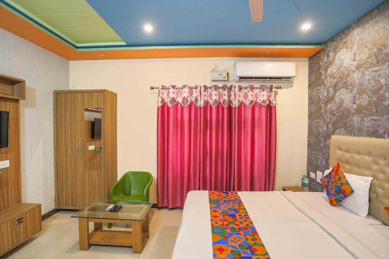 Fabhotel Kriti Green Варанаси Экстерьер фото