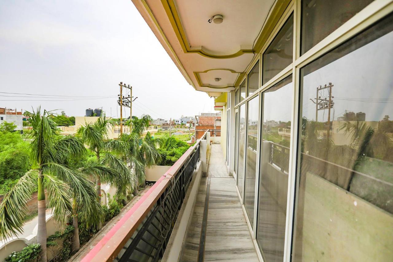 Fabhotel Kriti Green Варанаси Экстерьер фото